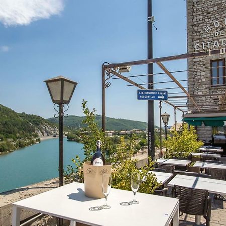 Hotel De La Citadelle Sisteron Esterno foto